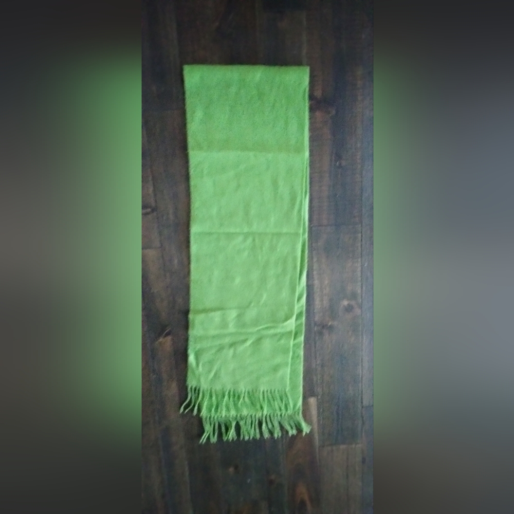 Kiltane Vibrant Green Women's Scarf